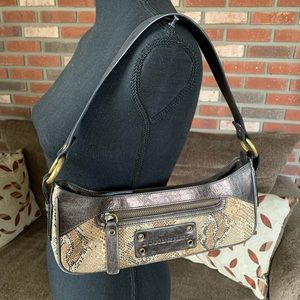 Burberry Vintage Baguette